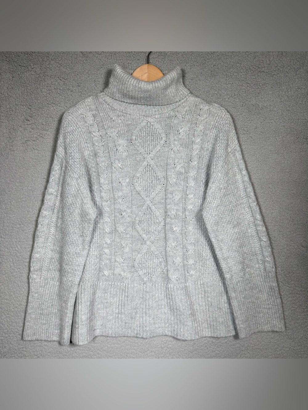 NWT GAP Sweater Womens Medium Grey Heather Split Hem Turtleneck Cable Knit